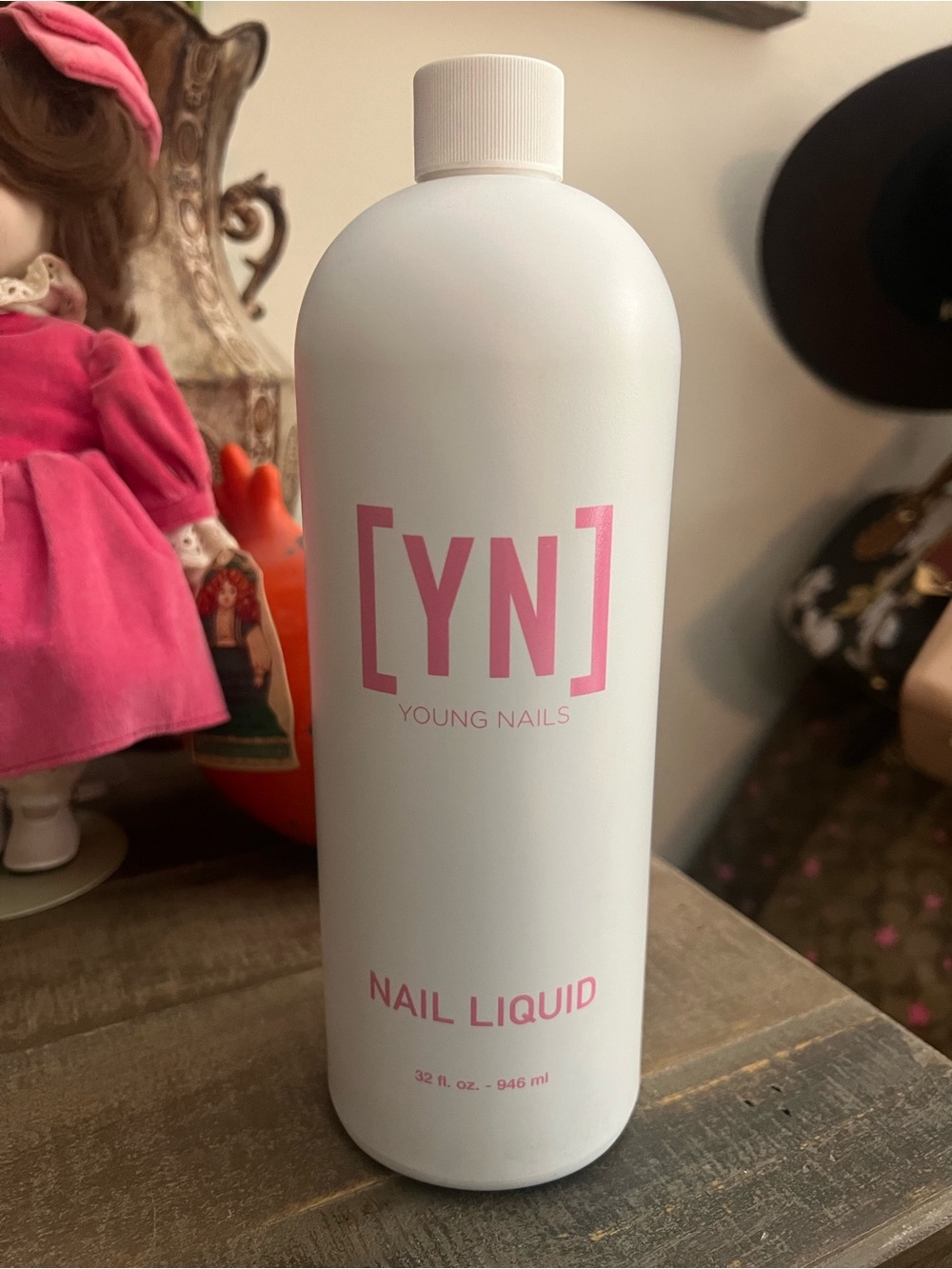 White & Pink Nail Liquid - Professional Nail Liquid